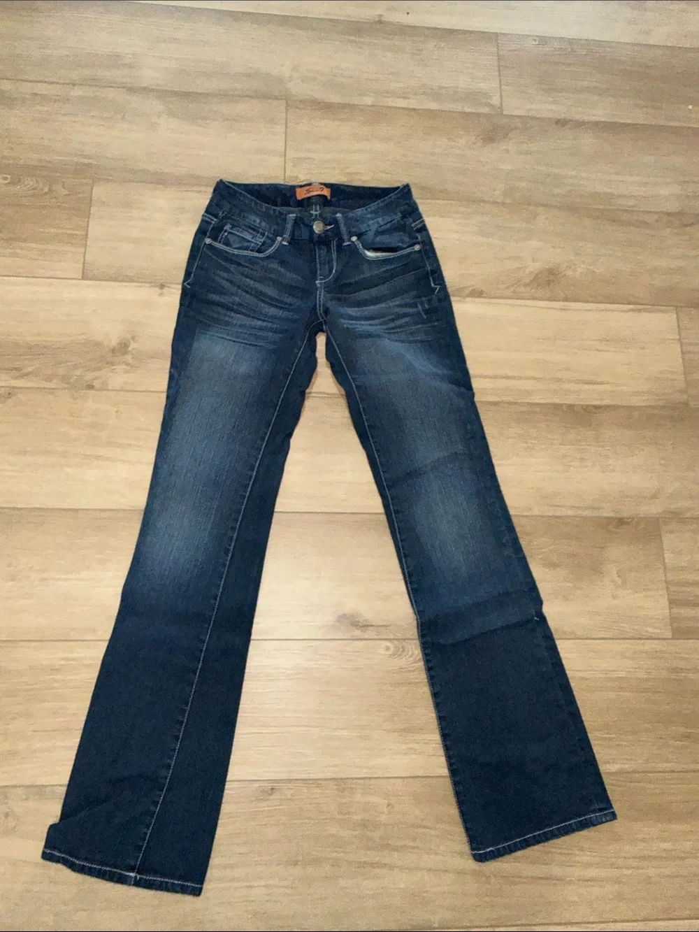 Y2K vintage Seven7 Women's Dark Indigo Bootcut Jeans w/ Embellished Back Pockets - Picture 5 of 7